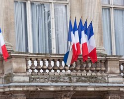 Азербайджан о резолюции Сената Франции по Карабаху: "Это – листок бумаги"