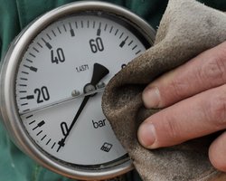 Начав массированные закачки в хранилища, Украина нарастила импорт газа из РФ до максимума за 1,5 года