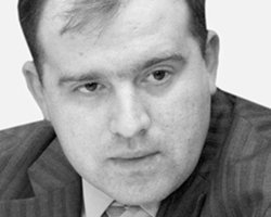 Министр промполитики жил на зарплату и матпомощь