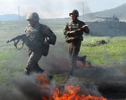 Армения и Азербайджан договорились о новом перемирии