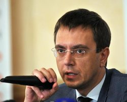 Омелян предложил Зеленскому помочь открыть небо над Днепром