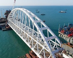 Послы ЕС одобрили санкции против РФ за Крымский мост, – журналист