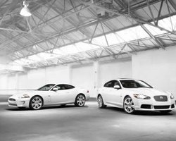 Назван самый популярный цвет автомобиля в 2011 году