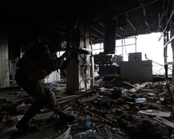 "Киборги" контратаковали террористов в аэропорту Донецка, - Бутусов