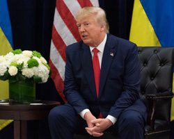 "Путин готов": Трамп требует от Зеленского подписать мирное соглашение