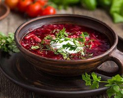 Дешевый борщ: что происходило с ценами на овощи и мясо в июле