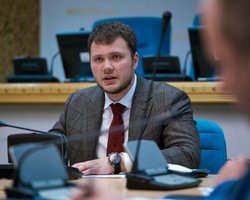 Криклий хочет возобновить работу общественного транспорта через 10 дней