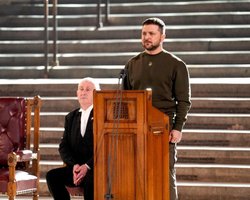 "РФ проиграет, победа Украины изменит мир": Зеленский выступил в парламенте Великобритании (видео)
