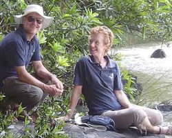 Пираты пригрозили убить захваченную в октябре британскую пару через пять дней