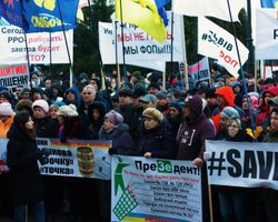 У Зеленского уточнили, кто из ФОПов не сможет получить 8 тысяч помощи