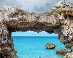 Бермудские острова держит на плаву 20-километровая "полка" в мантии Земли