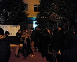 В Киеве у Дома профсоюзов задержали шесть протестующих, всех отпустили – полиция