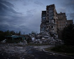 "Безлюдна планета": що відбувається в Торецьку і як ЗС РФ вдалося в нього зайти (відео)