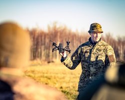 Украина сможет воевать без военной помощи США: потеря "некритическая", – FT