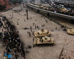 Армия Египта отказалась от записанных в Конституции особых прав