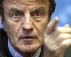 Абхазы и осетины должны жить в единой Грузии, - МИД Франции 