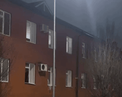 У РФ атаковано об'єкти в Грозному та Курську: сильні вибухи, поранено силовиків (відео)