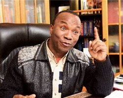 Сандея Аделаджу допросили