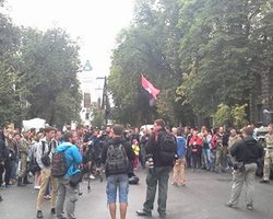 ПС: Добровольцы выполняют обещания, а власть – нет