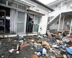 Число жертв в Японии достигло 9,7 тыс. человек