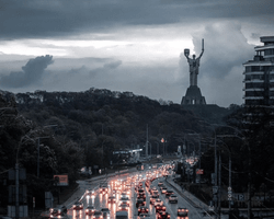 Жара возвращается: как это повлияет на дефицит в энергосистеме и отключения света в Украине