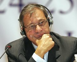 Посол ЕС: Евро-2012 не повод для безвизового режима с Украиной