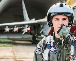 "Мы доказали миру": летчик KARAYA назвал лучший подарок Украине к годовщине войны (фото)