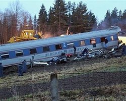 Российские силовики начали розыск подрывников Невского экспресса