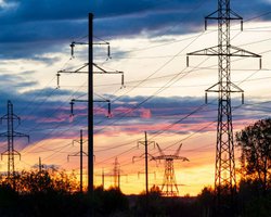 Нардеп анонсував покращення ситуації зі світлом в Києві та області найближчим часом