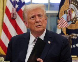 "Хватит!": против Трампа снова начали процедуру импичмента (видео)