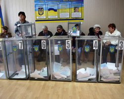 Реванш регионалов. Украинские блогеры о местных выборах