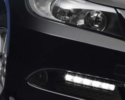 В ЕC все новые автомобили оборудуют фарами дневного света