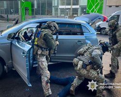 В Одессе разоблачили схему уклонения от мобилизации: за $1000 предлагали патрулировать с ТЦК (фото)