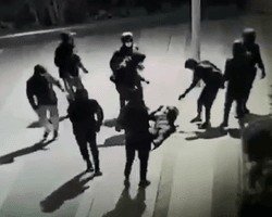 В сети опубликовали видео избиения 14-летнего украинского подростка в Париже