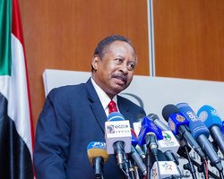 Премьер-министр под домашним арестом: в Судане идет попытка военного переворота (фото)