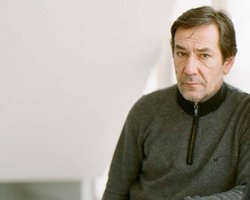 Актер Алексей Горбунов и прототип его героя посетят одесский детский дом