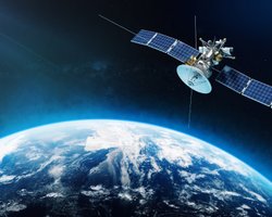 "Прожив" три місяці: російський супутник, який називають "аналогом Starlink", впав і згорів