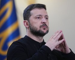 Киев "умолял" о визите в Белый дом: Бессент обвинил Зеленского в срыве подписания соглашения об ископаемых