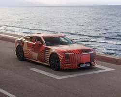1000-сильний первісток: розкрито подробиці екстравагантного електромобіля Jaguar (фото)