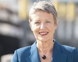 Брюссель обязан предоставить Киеву перспективу членства в ЕС, - депутат Бундестага