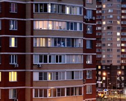 Первая в Украине "многоэтажка-электростанция" отдает энергию в общую сеть (фото)