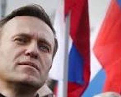 Навального осмотрели немецкие врачи: перевозить в Германию пока не будут