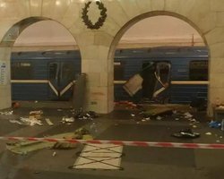 Осторожное подозрение. Как отреагировали иностранные СМИ на теракт в питерском метро