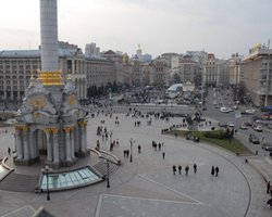 Бетонные урны в центре Киева убрали из-за взрывов в Днепропетровске
