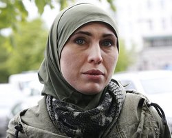 В Окуеву попало 5 пуль