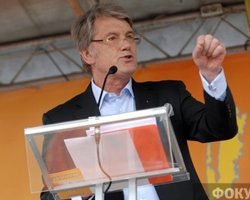 Ющенко не хочет стоять в сенях у Путина