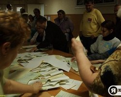 Леся Оробец требует возбудить уголовное дело против главы черкасской ОИК № 194