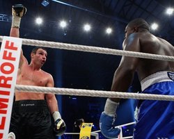 Джонсон за весь бой против Кличко нанес всего 5 силовых ударов