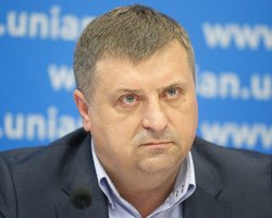 Покинувший Батьківщину нардеп хочет вернуться обратно