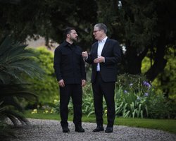 Зеленський прибув до Лондона: з ким зустрінеться, деталі візиту